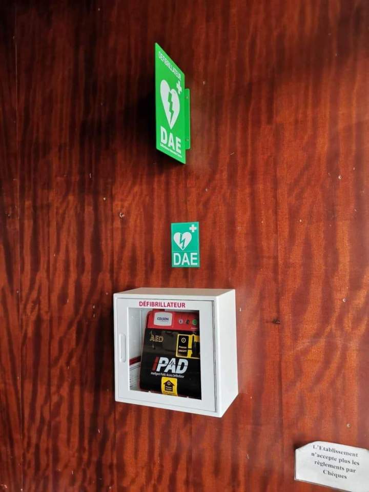 Défibrillateur accessible Loan